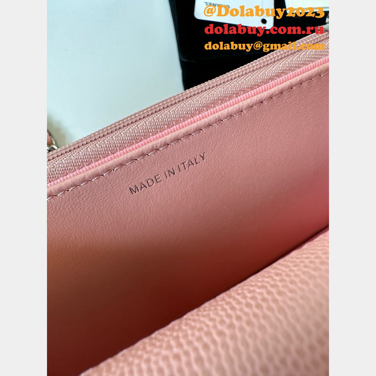 Most classical CC WOC Small caviar leather Chain bag