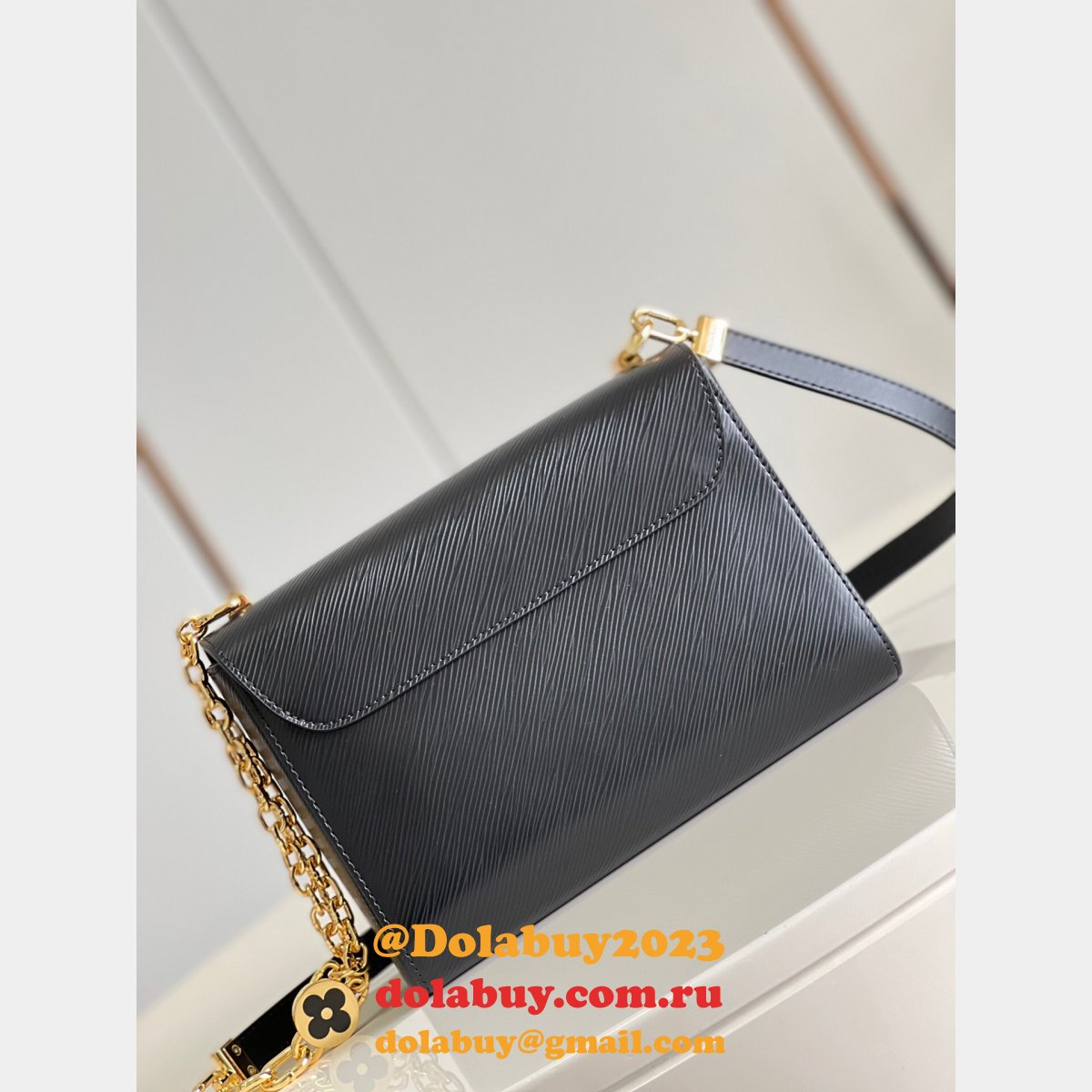 Cheap Louis Vuitton Twist PM Shoulder M50332 Bag From China UK