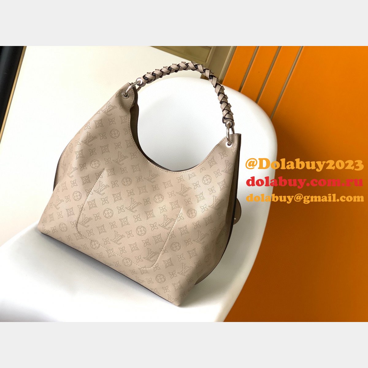 LOUIS VUITTON MAHINA M53188 HANDBAGS grey/pink/black