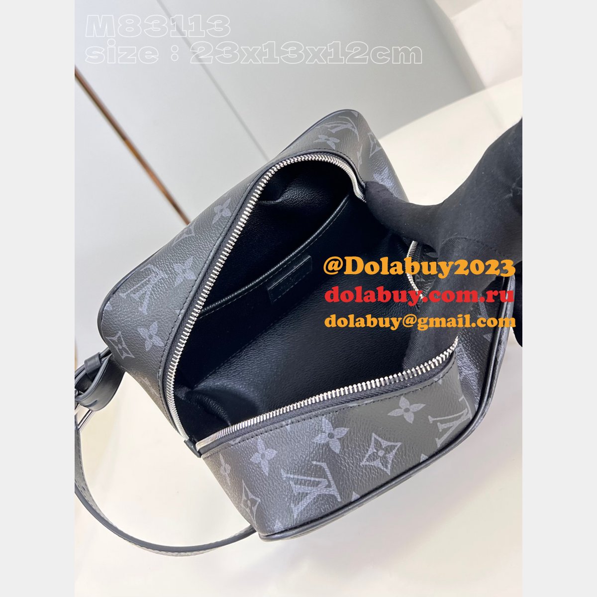 Locker Dopp Kit Monogram M83112 Men Replicas Louis Vuitton Travel