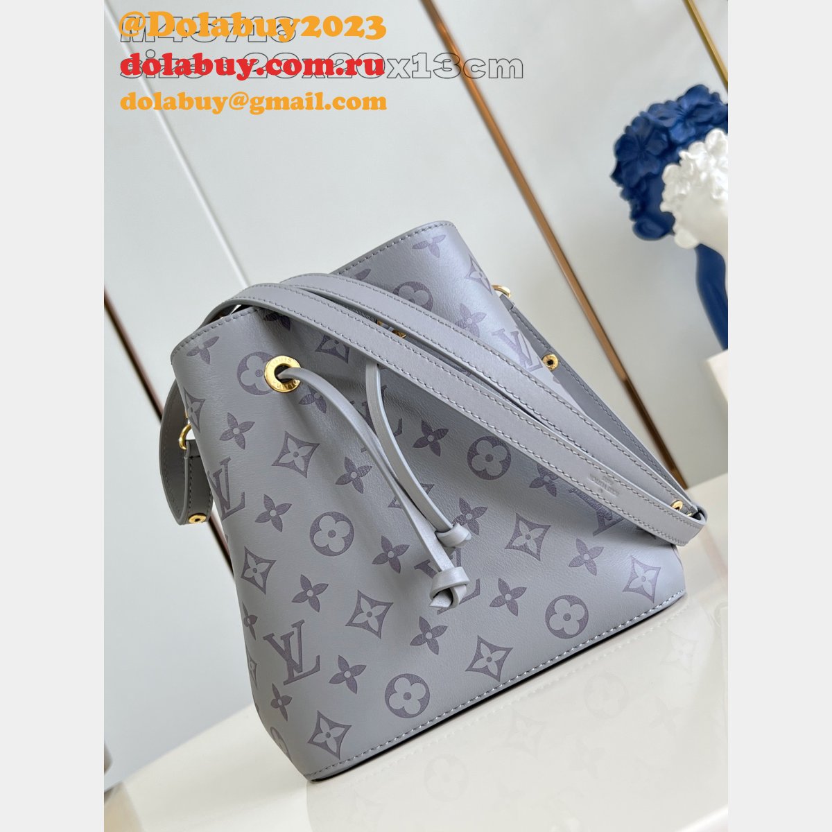 Louis Vuitton 1:1 Mirror NeoNoe M45716 Grey Replica Bag