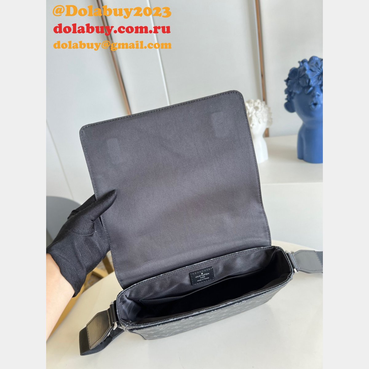 Louis Vuitton AAA Men