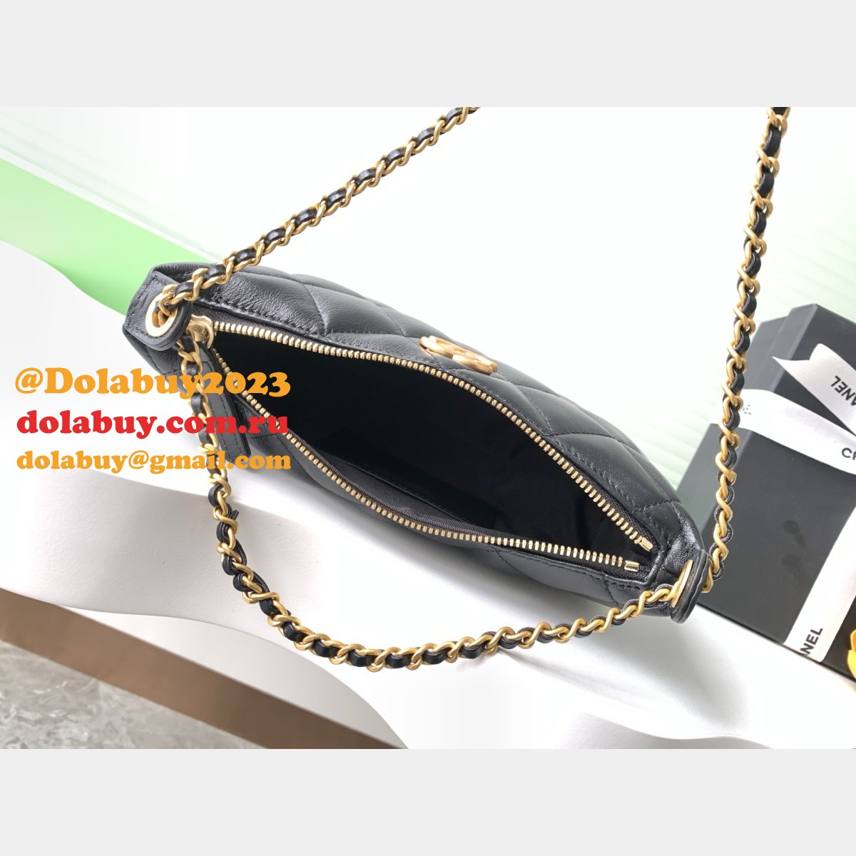 Copy Looking For Hobo 1:1 Mirror AS5528 Black/White Handbag