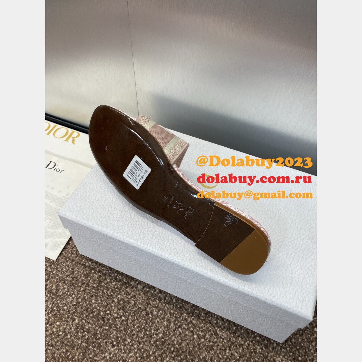 7 Star Dior Dway Slide Flat