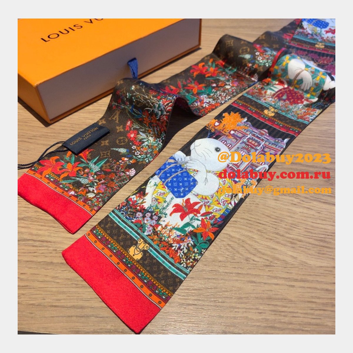 Louis Vuitton Silk Scarves & Wraps M76100 and M76101