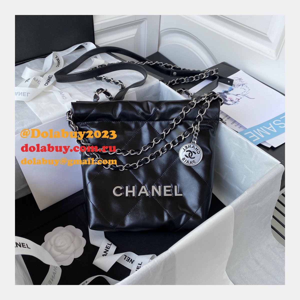 New Fashion AS3263 Shiny calfskin Designer Replica Handbag 20CM