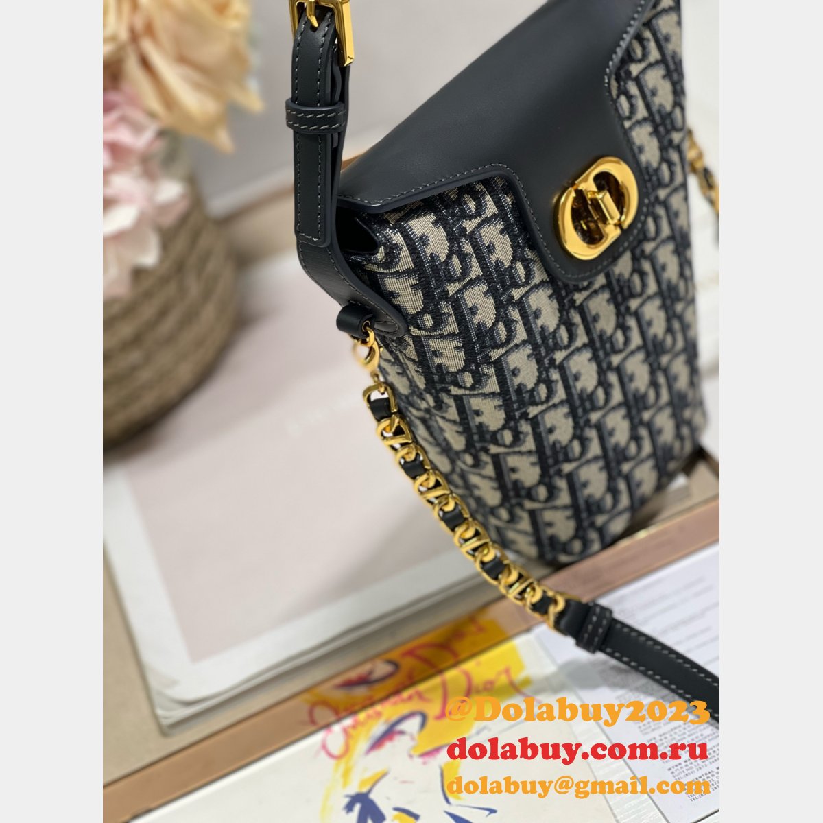 Replica Dior 30 Montaigne CD Lock 2319 Chain 1:1 Mirror Bag