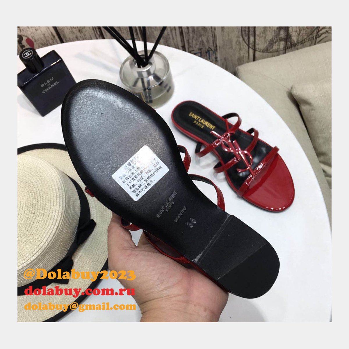 Saint Laurent Flat Sandals 002