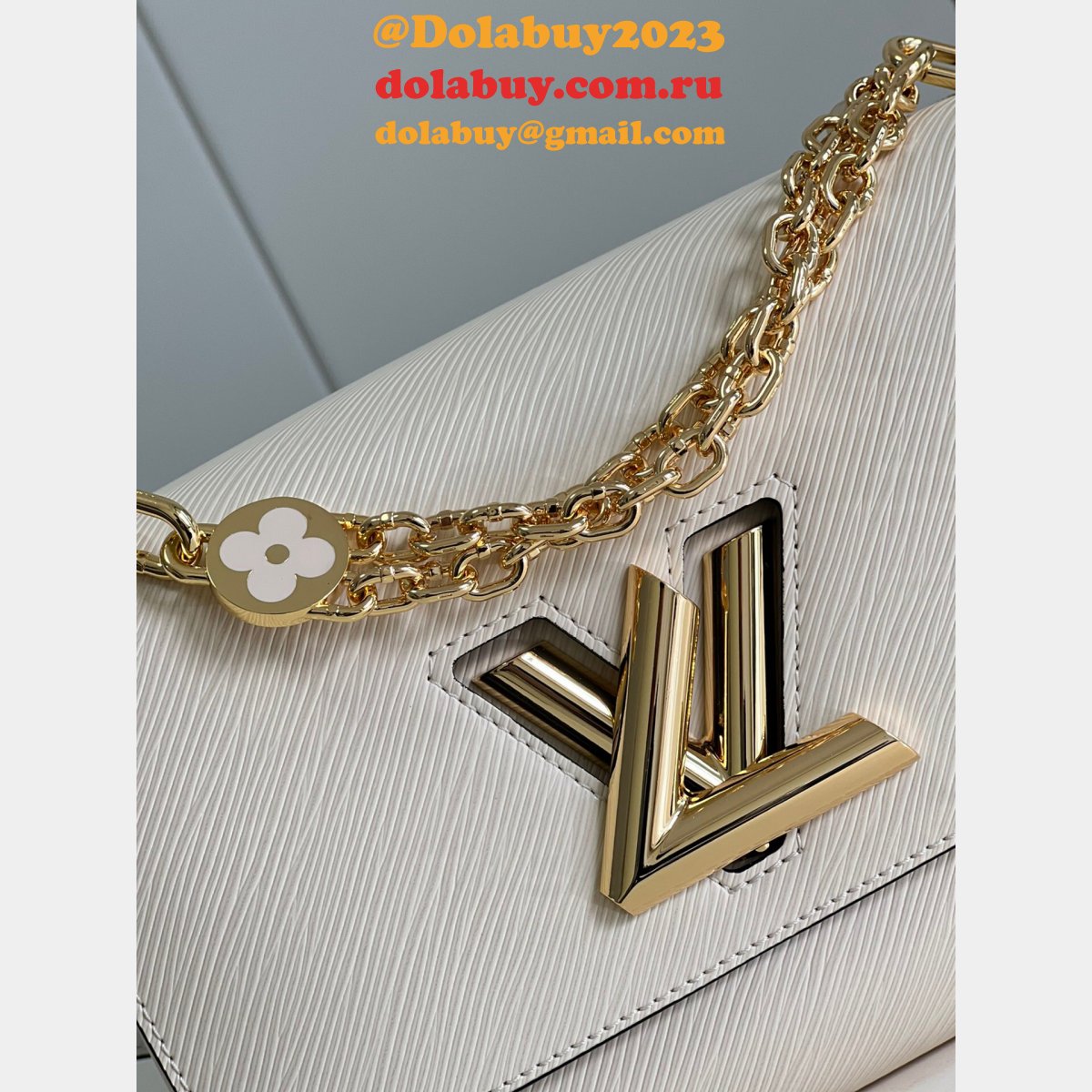 Cheap Louis Vuitton Twist PM Shoulder M50332 Bag From China UK