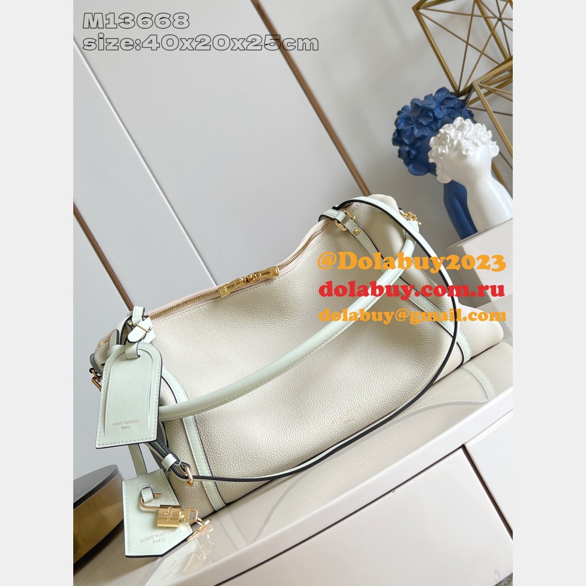 Louis Vuitton Top Quality M13668 Wholesale Designer Bag