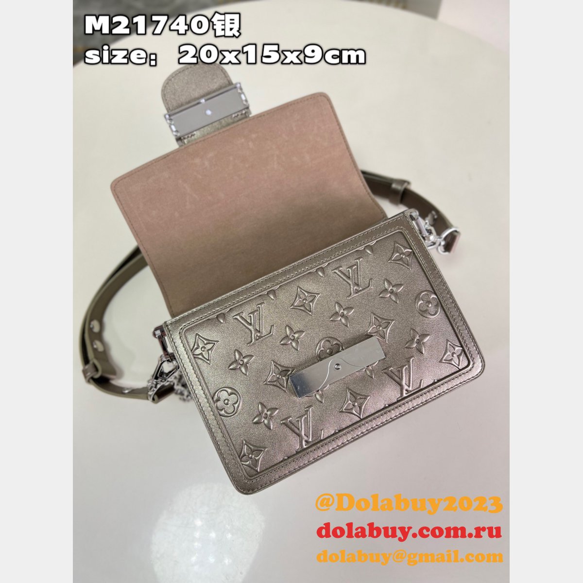 Louis Vuitton M21740 Replica Dauphine H27 Cheap Handbag