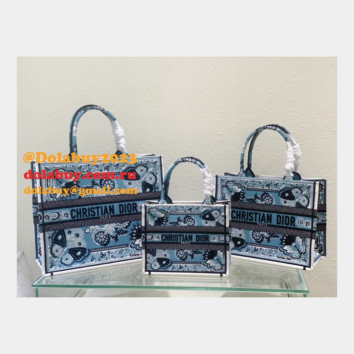 We Offer 1:1 Perfect Quality Designer Replica Dior CD Book Tote Wholesale