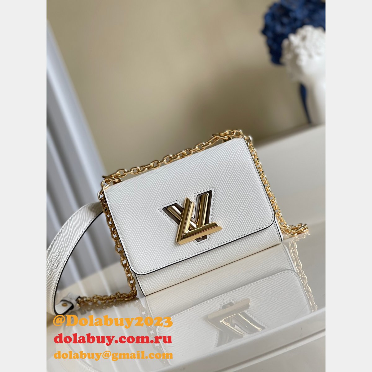 Louis Vuitton Replicas Twist PM Epi Leather M50332 Black/White 7 Star