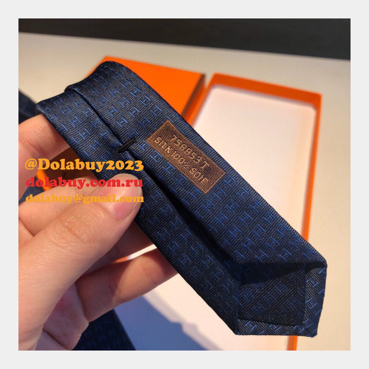 Hermes Faconnee H tie in hand-sewn silk