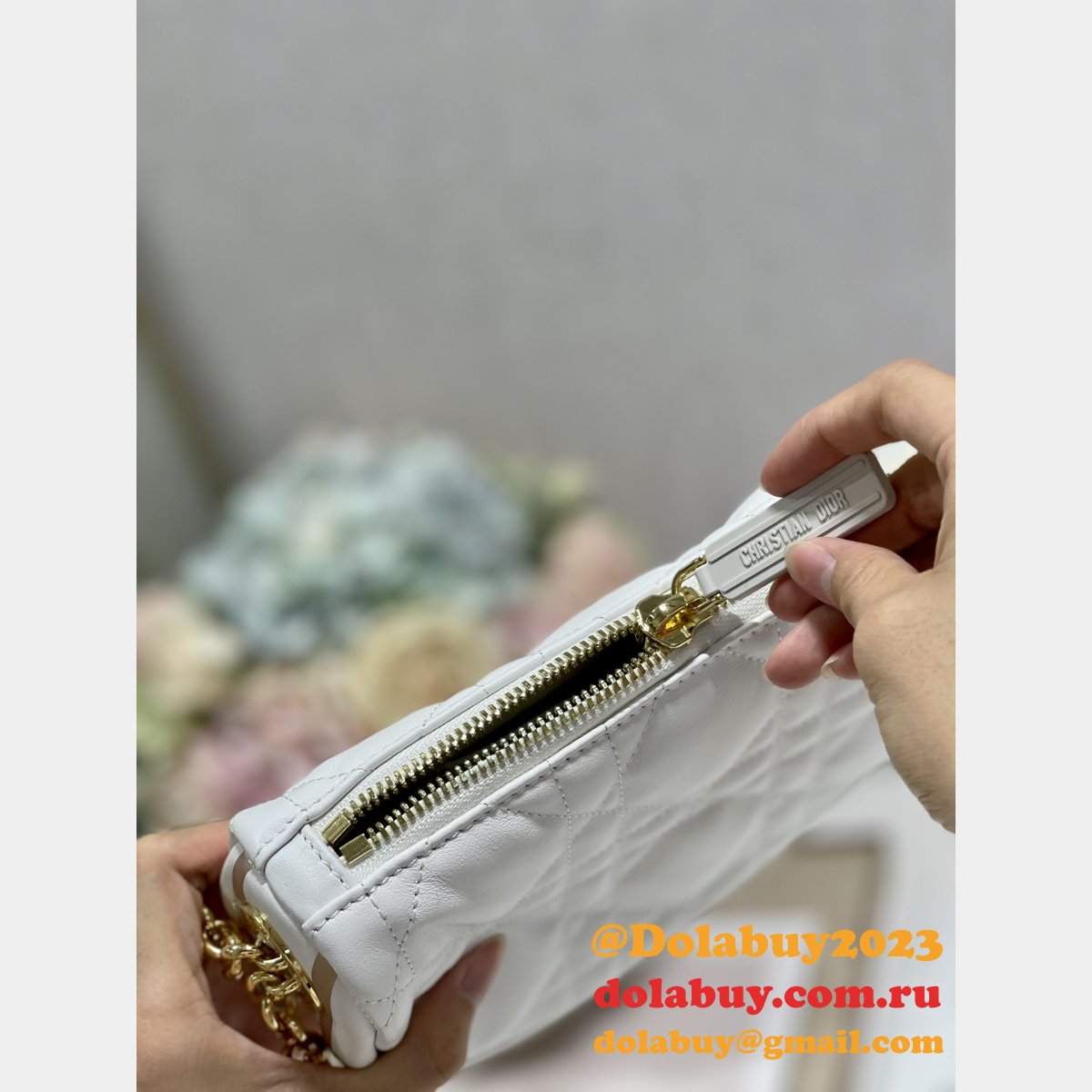 Replicas Christian Dior Designer Vibe Paris 7200 Shoulder Bags