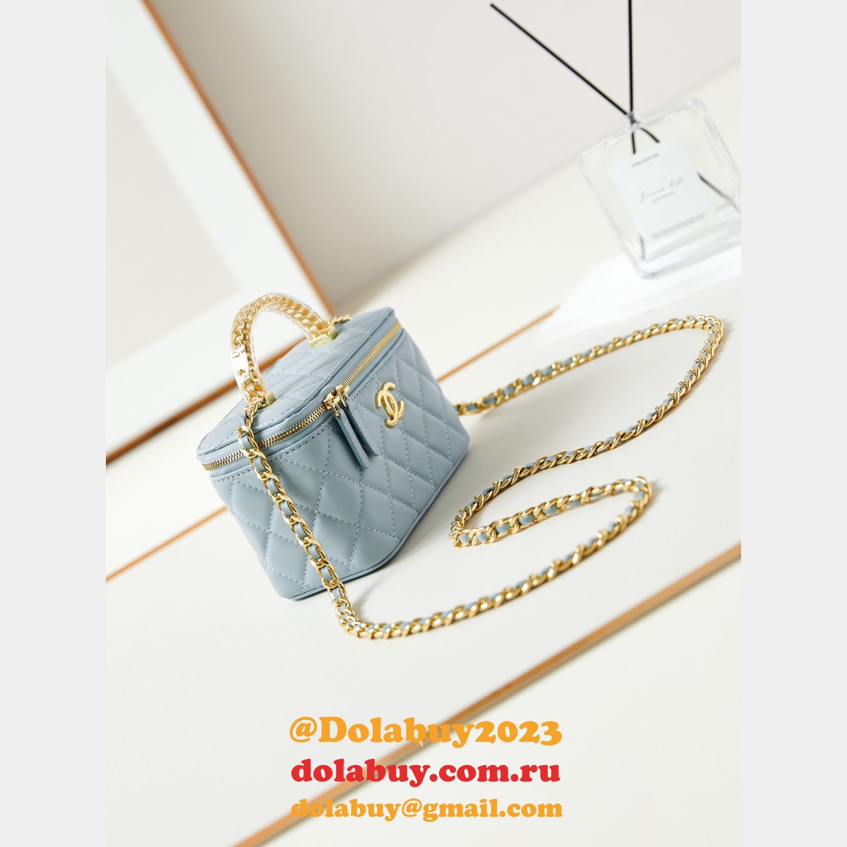 7 Star chane 24A lambskin Cosmetic bag AP3820