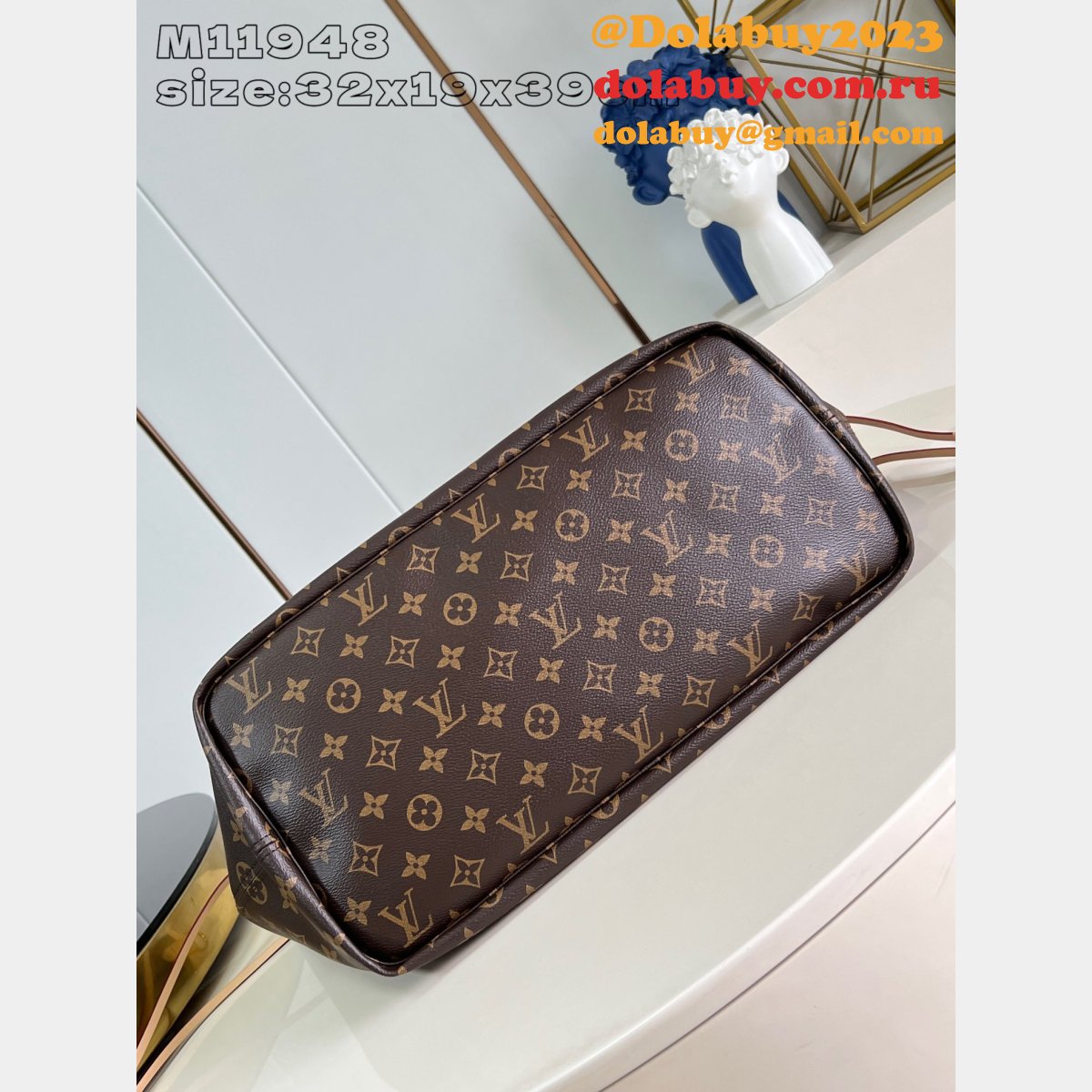 Louis Vuitton Duplicate Neverfull Bandoulière Inside Out GM M11948 Bag