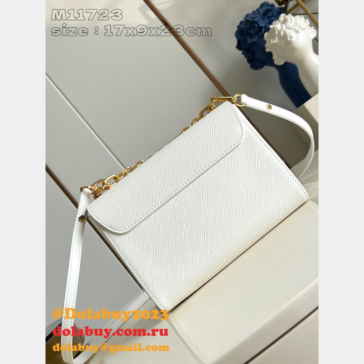 Louis Vuitton 1:1 Mirror M11723 Twist Copy Epi Black/White Bags