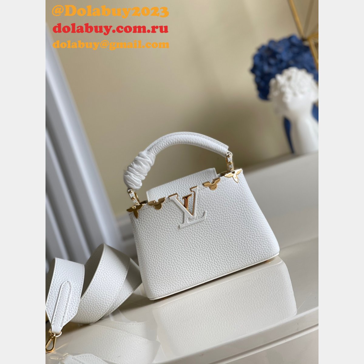 Designer Louis Vuitton Replica Black/White Capucines Mini Capucines M56669 Handbags