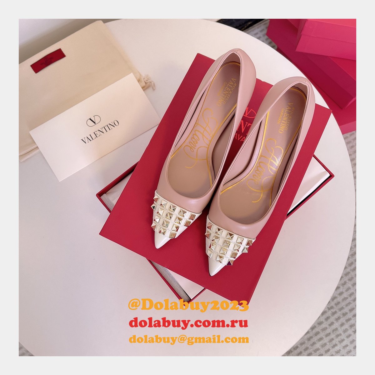 Perfect Valentino Rivet Shoes Top Quality Knockoff for Sale