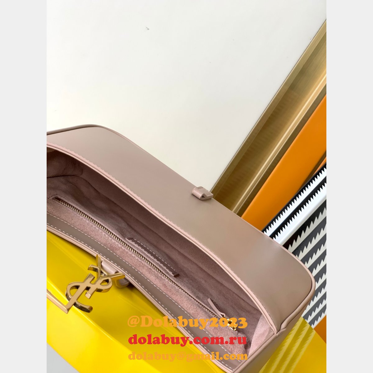 Top Quality Saint Laurent Replica Le 5 À 7 Hobo 657228 Bag