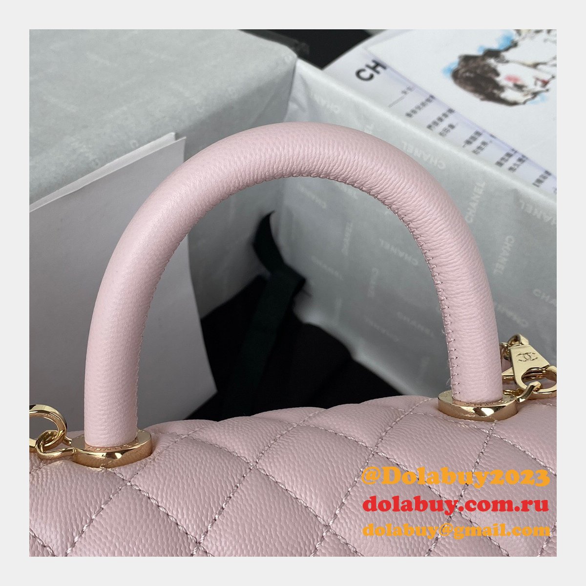 AAA+ CC Grained caviar leather bag A92990 23cm