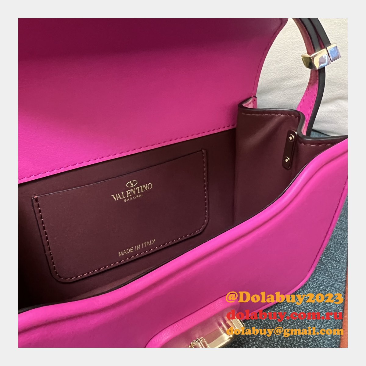 Wholesale VALENTINO GARAVANI LETTER VLOGO SIGNATURE handbag