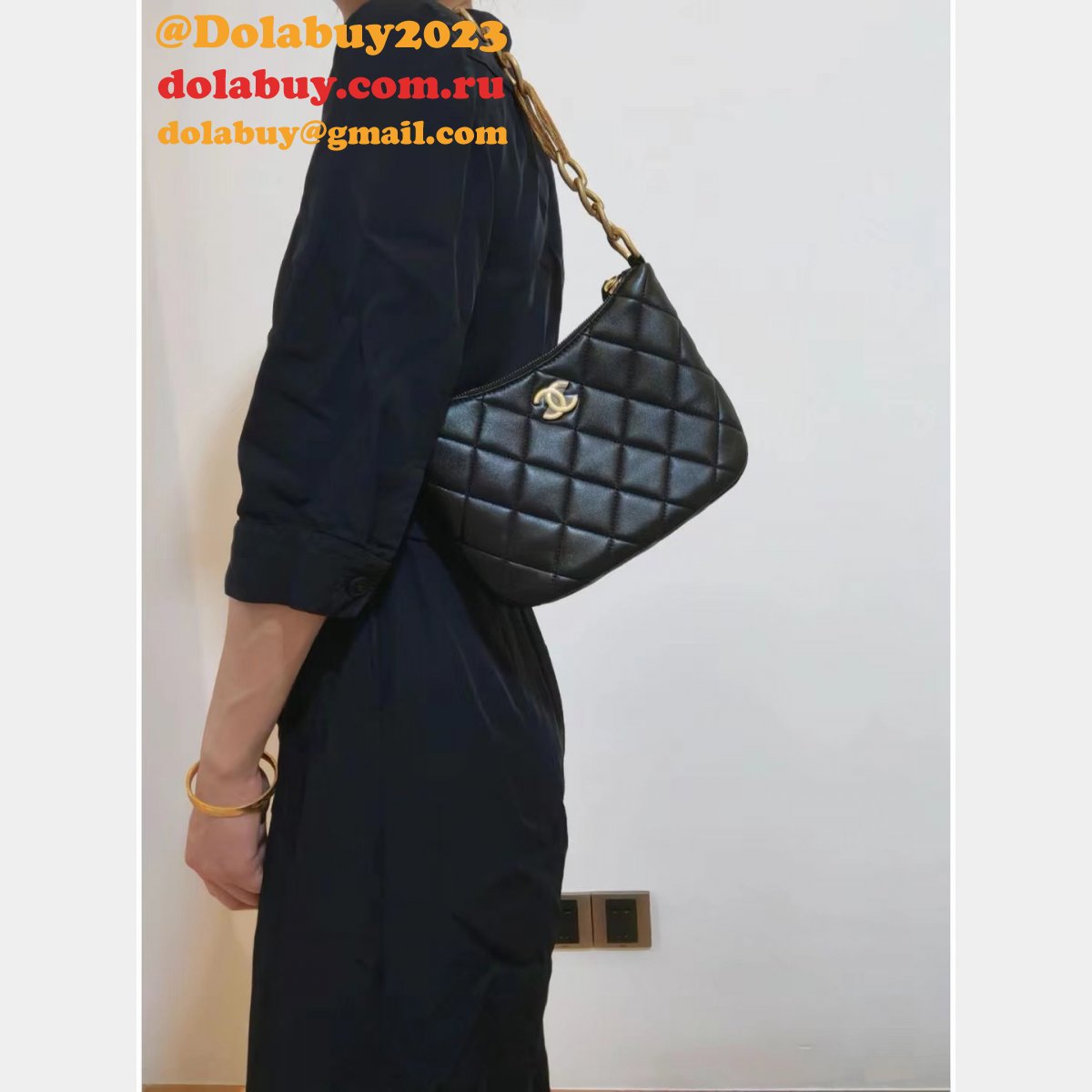 Best Designer Luxury Duplicate AS4220 Hobo Copy Handbag