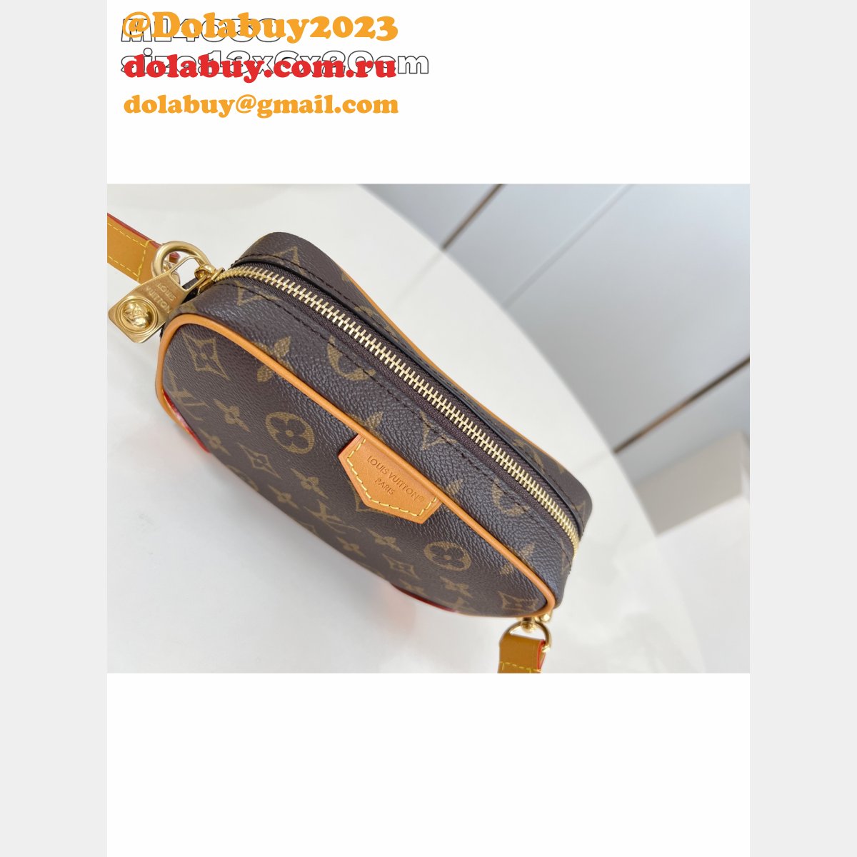 Louis Vuitton Trocadéro Wearable Luxury G69 M14058 Brown Wallet Fashion Show