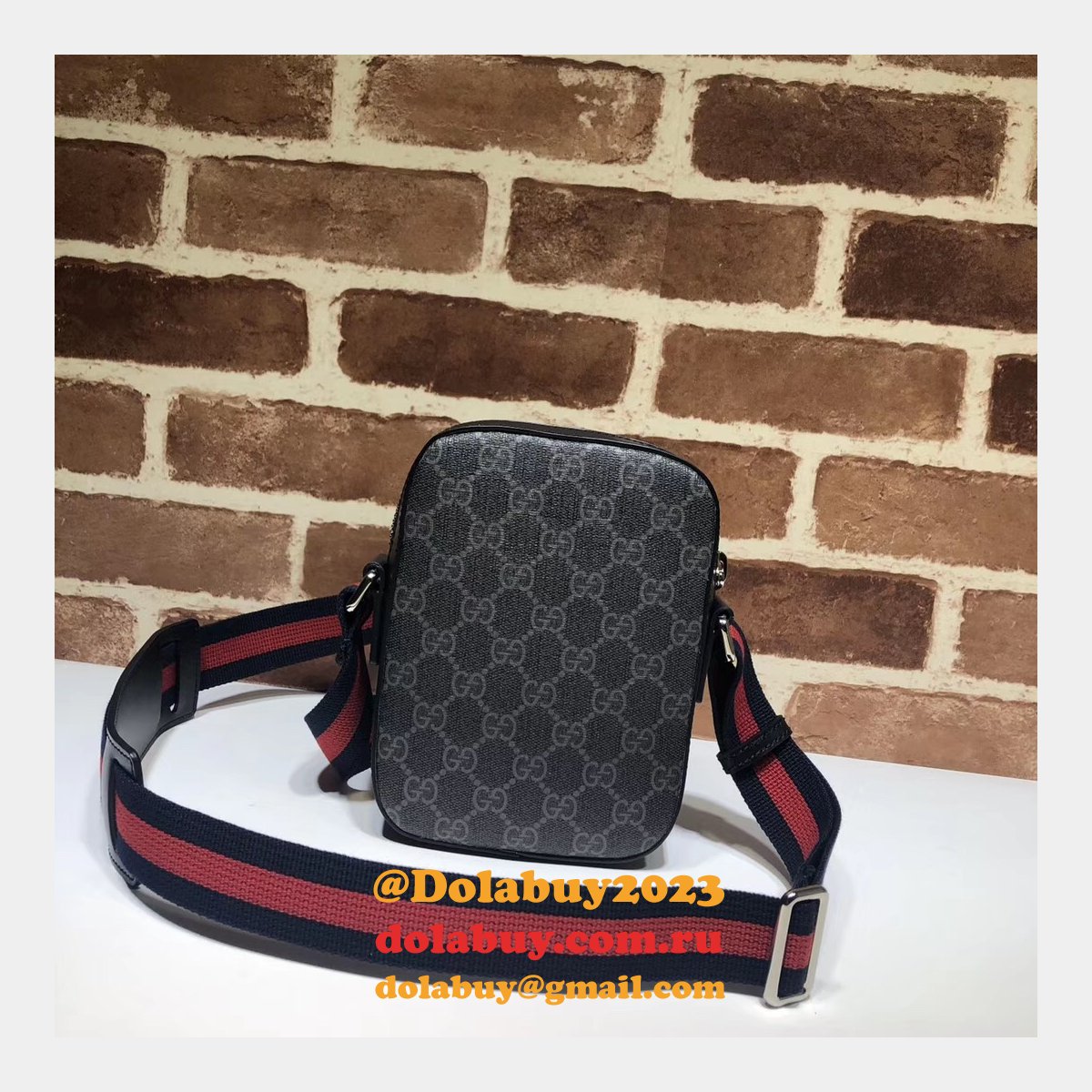 Gucci Top Quality GG Messenger Men Replica 598103 Bag