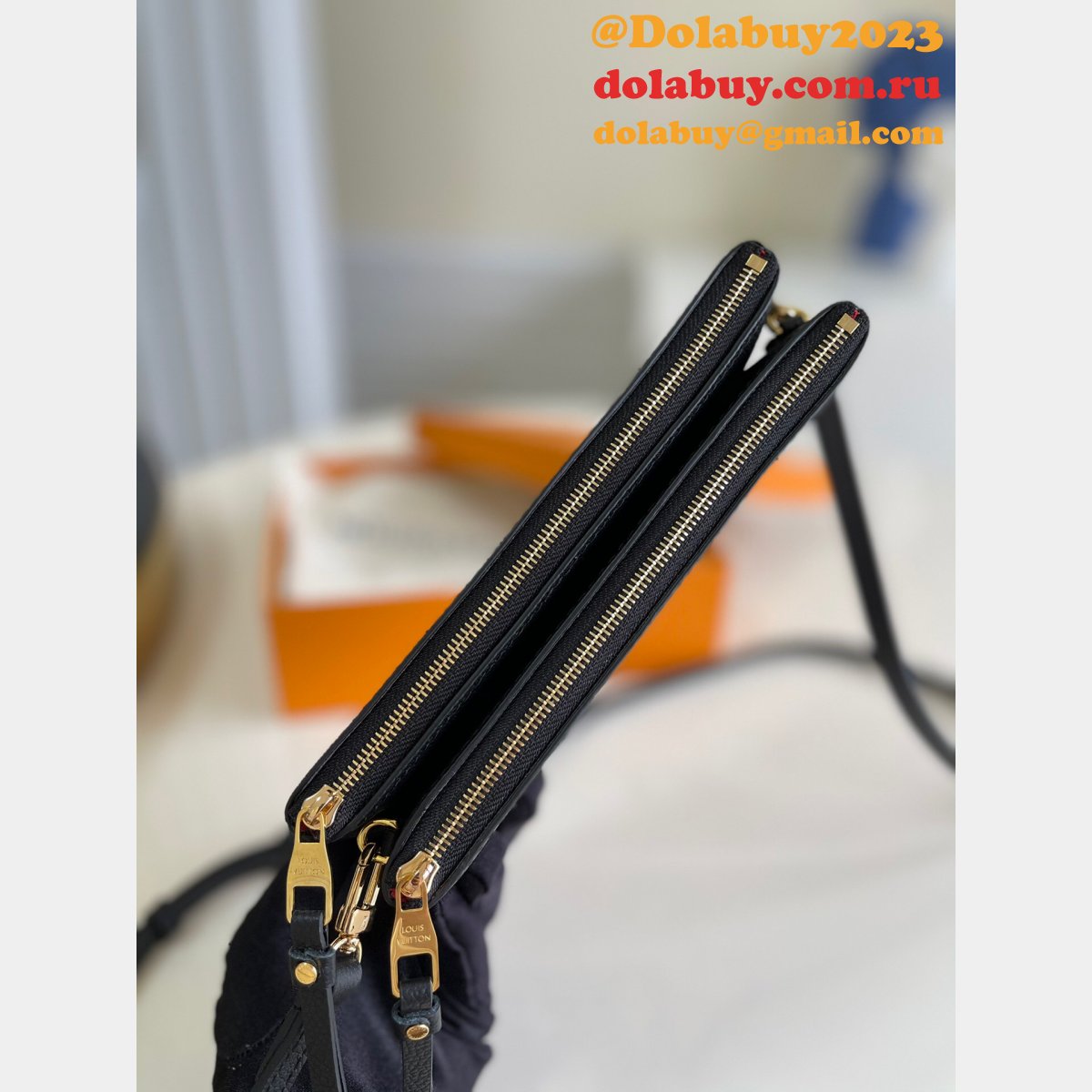 Louis Vuittons Knockoff Double Zip Pochette Monogram M69203 Brown Bag