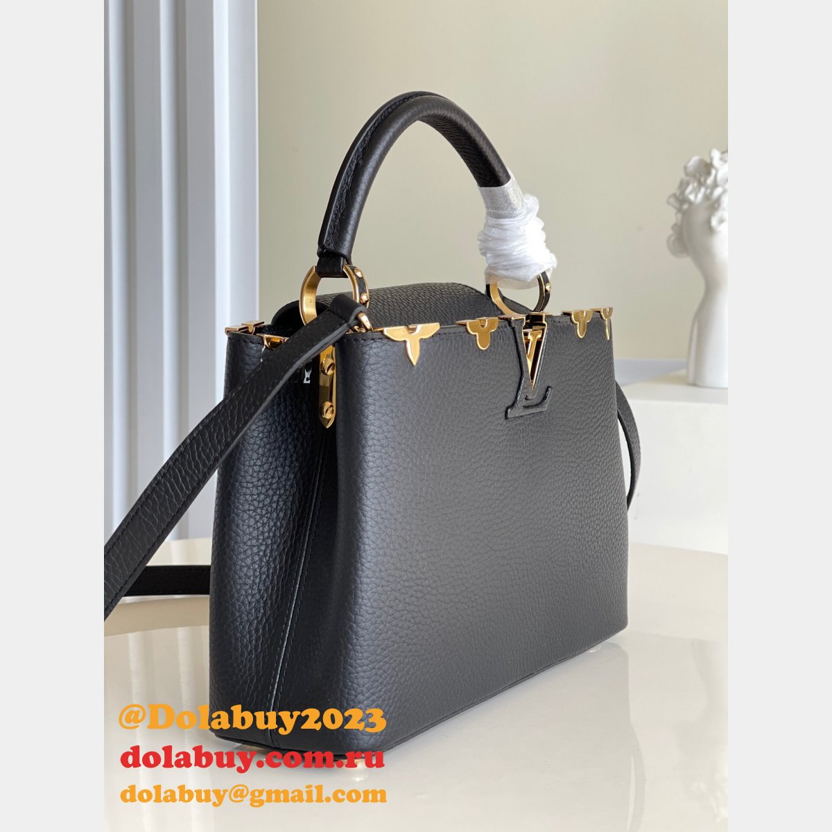 How To Buy Cheap Louis Vuitton M54663/M54665 Capucines Bag From China