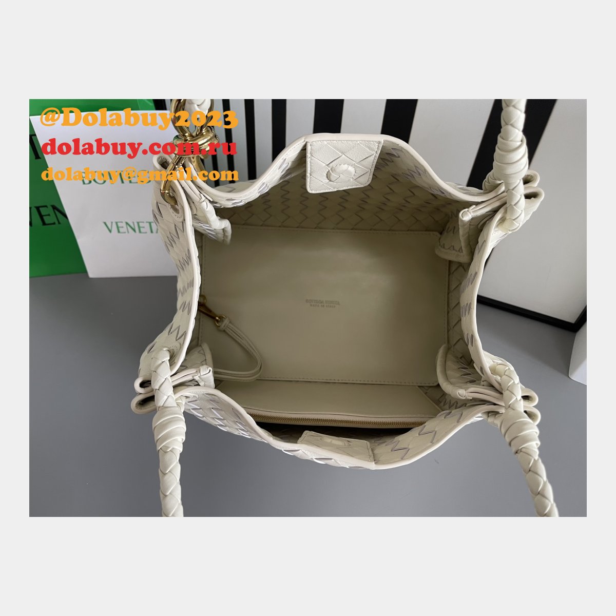 Luxury BV intrecciato 796571 Braided leather shoulder bag