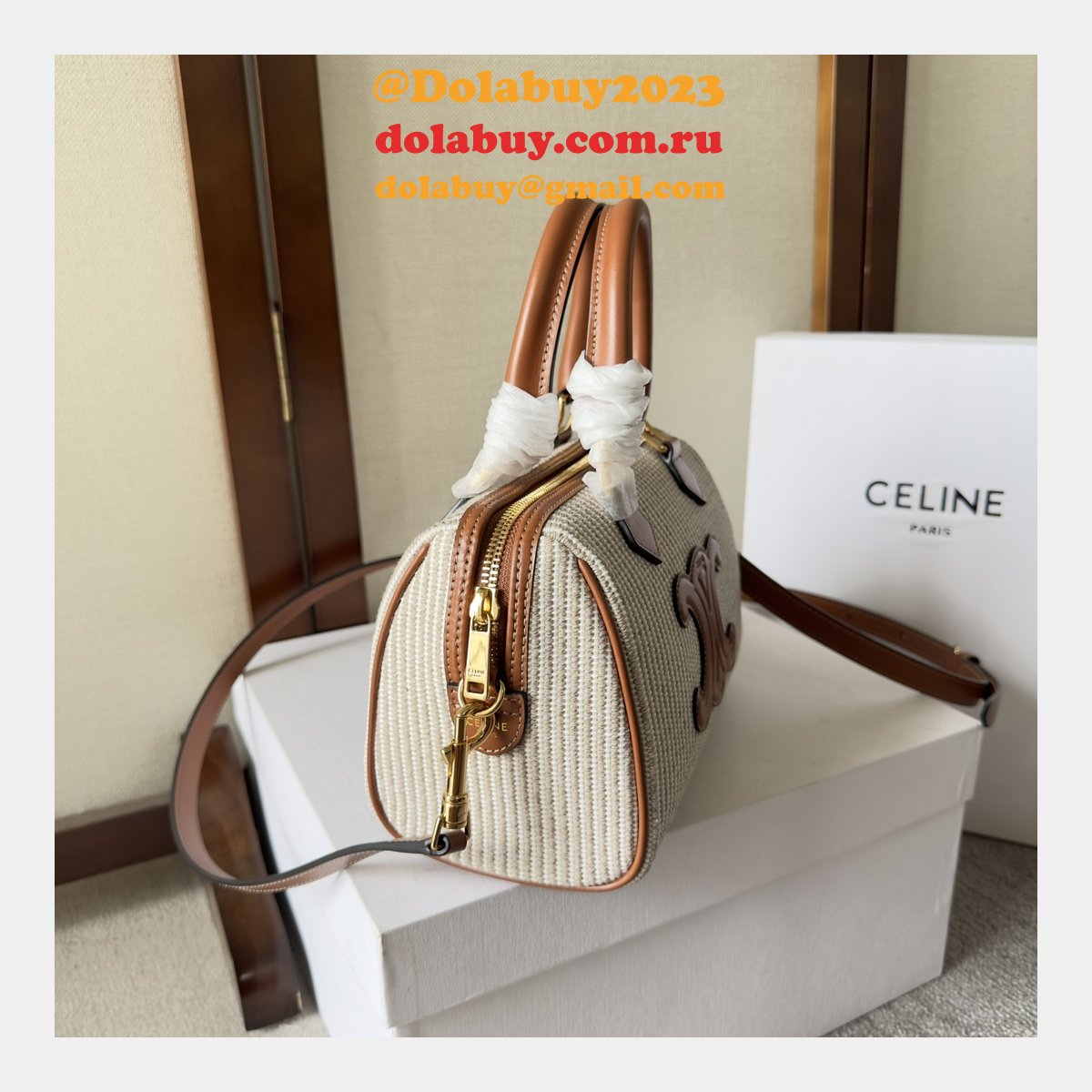 Luxury Celine 197582 Triomphe Small Boston Bag