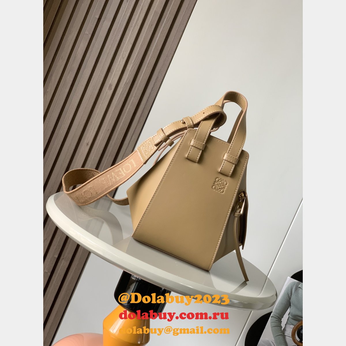 Compact Top Quality Loewe Hammock Bag In Satin Calfskin 20.8cm