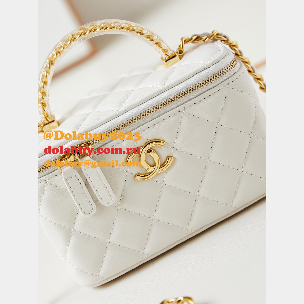 7 Star chane 24A lambskin Cosmetic bag AP3820