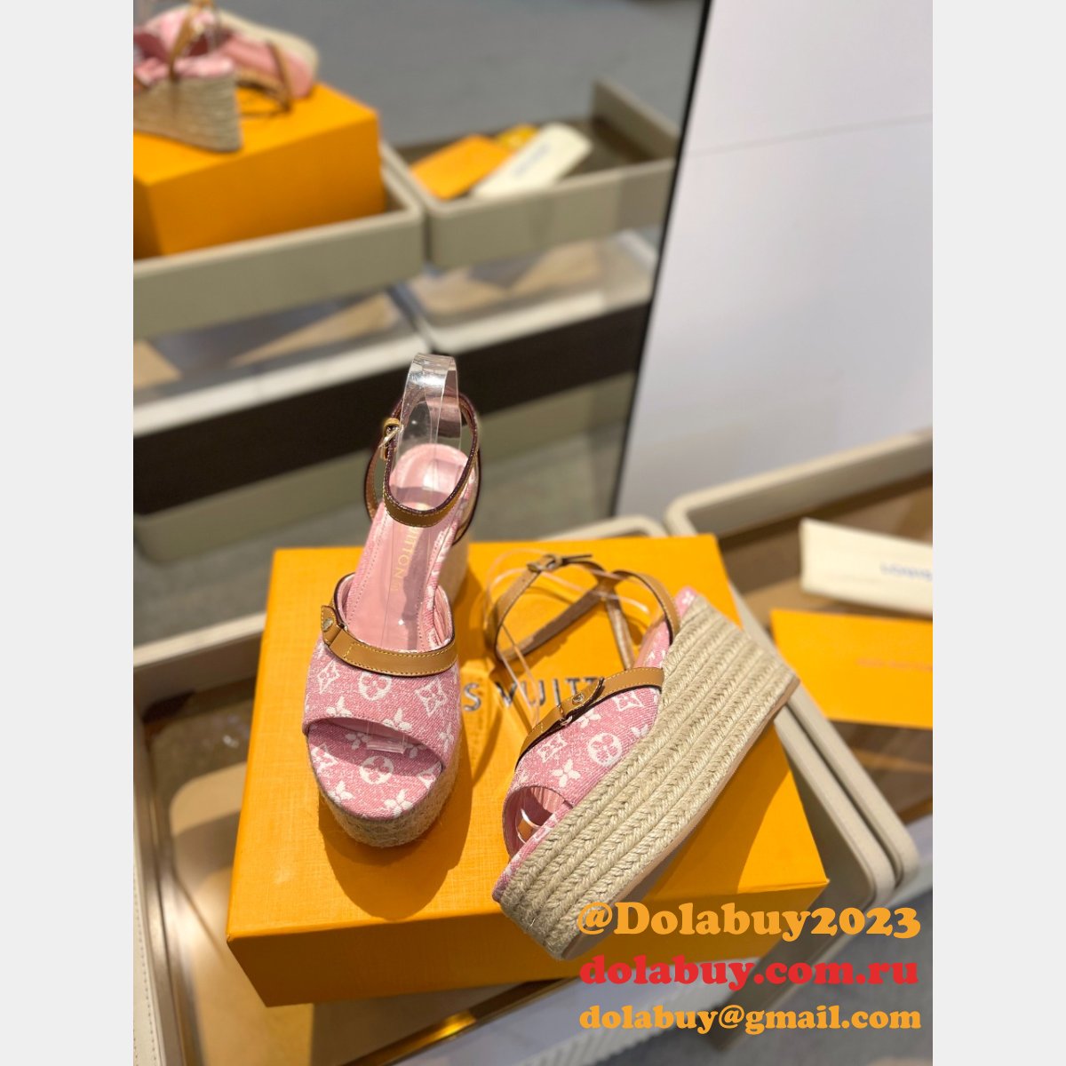 Wholesale LOUIS VUITTON Helios Wedge Sandal