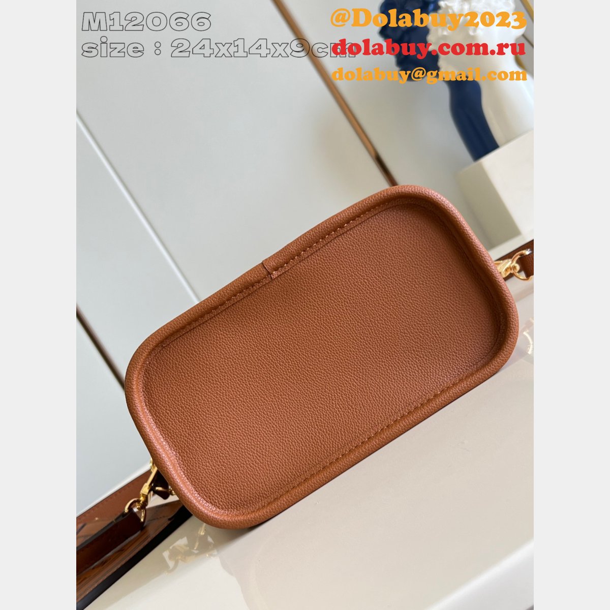 Louis Vuitton 7 Star M12099/M12066 Neverfull Bandoulière Inside Out Fake Bag