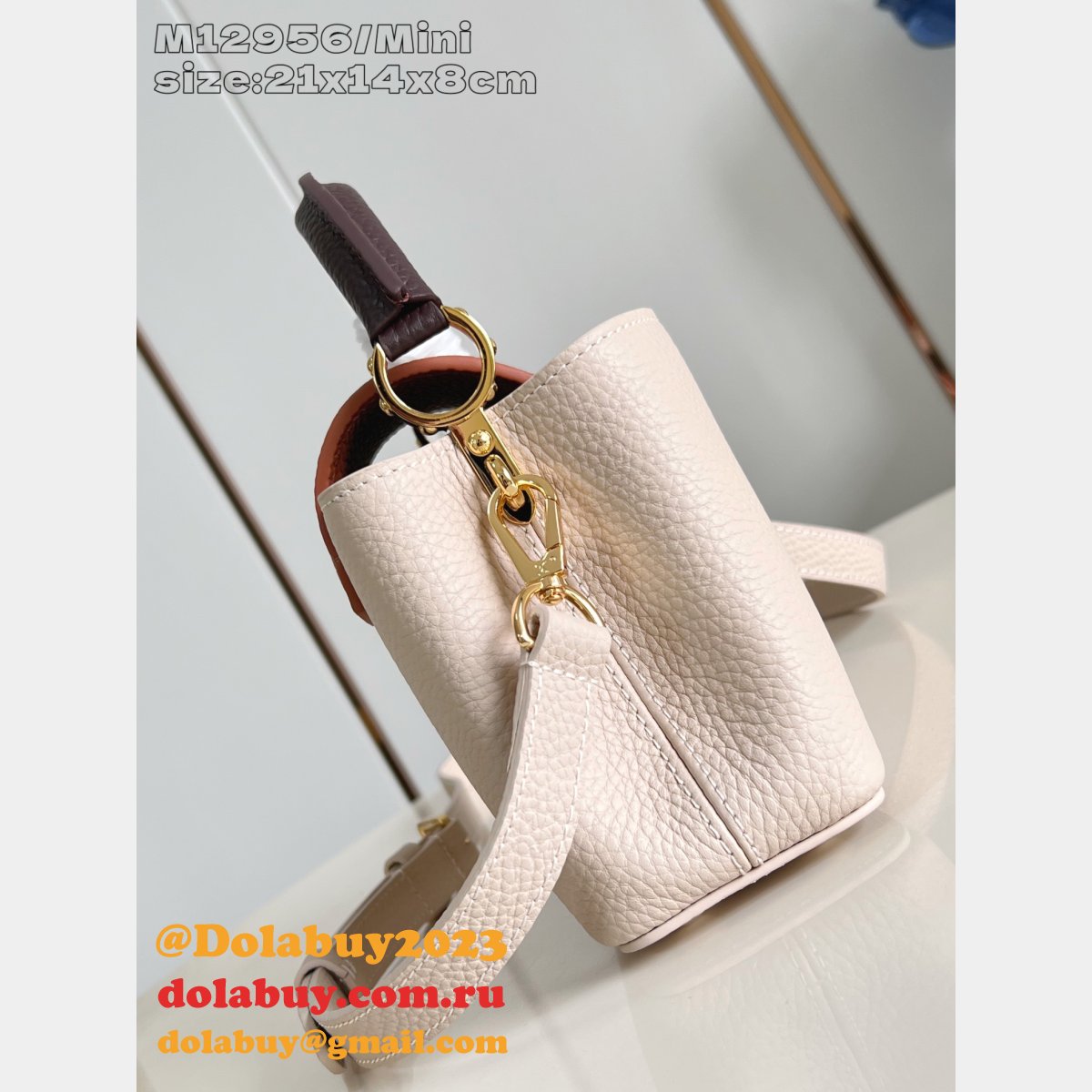 Louis Vuitton M12956/M12952 Capucines Replica Bag