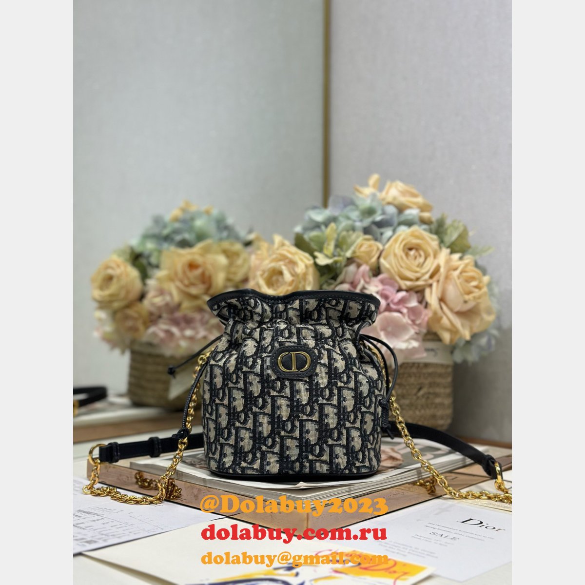 Top Quality Dior Montaigne Drawstring Bucket Bag Small/Mini Canvas
