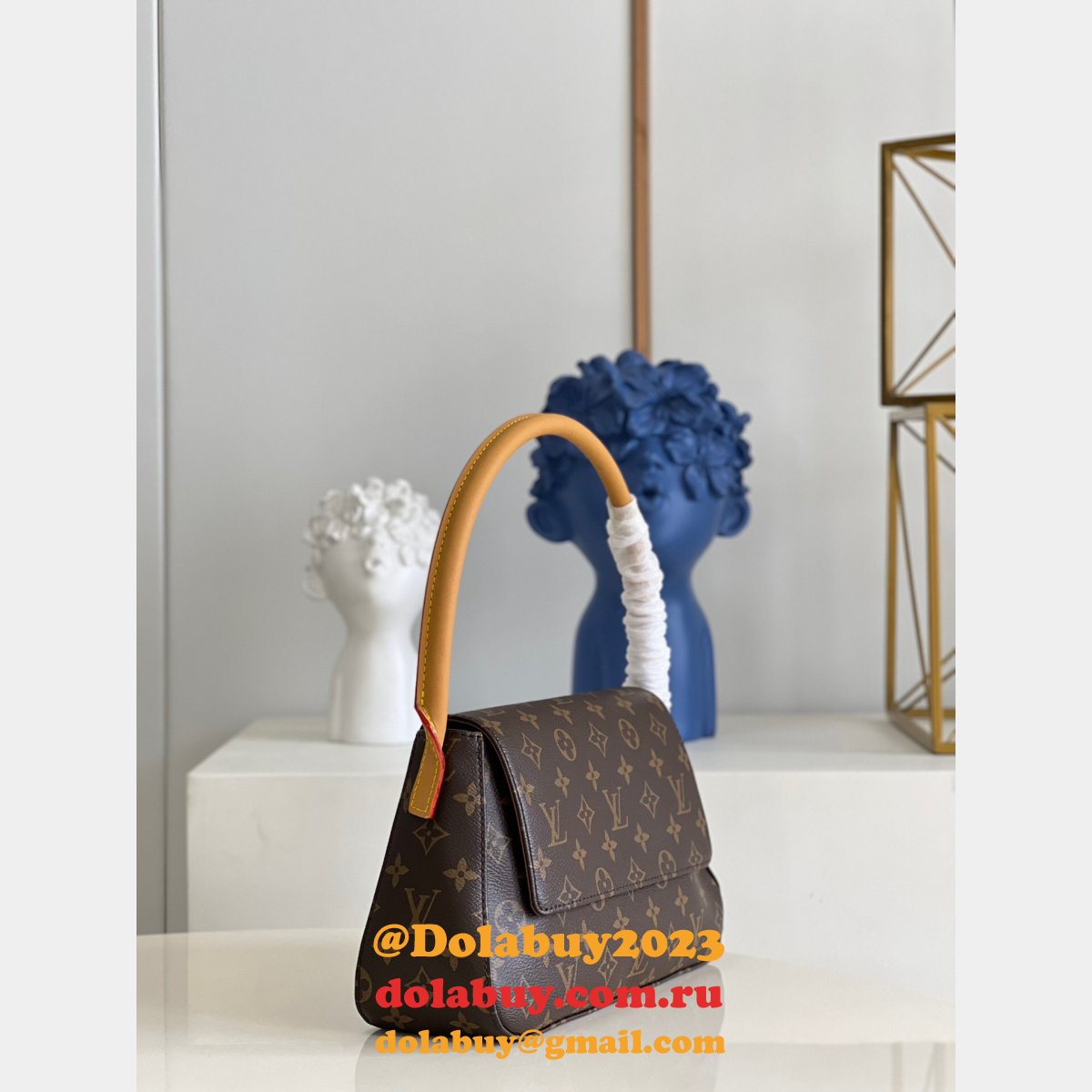 Knockoff Louis Vuitton Highest Quality M51147 Shoulder Bag for sale online