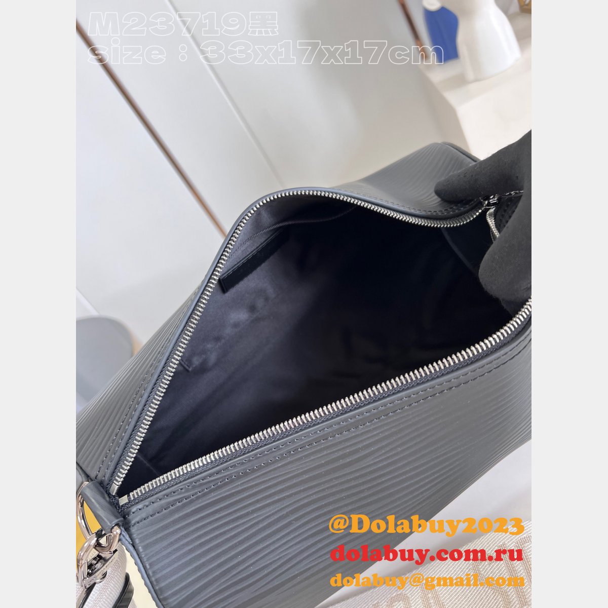 Soft Polochon Inspired M23719 A05 Louis Vuitton Replicas Bag