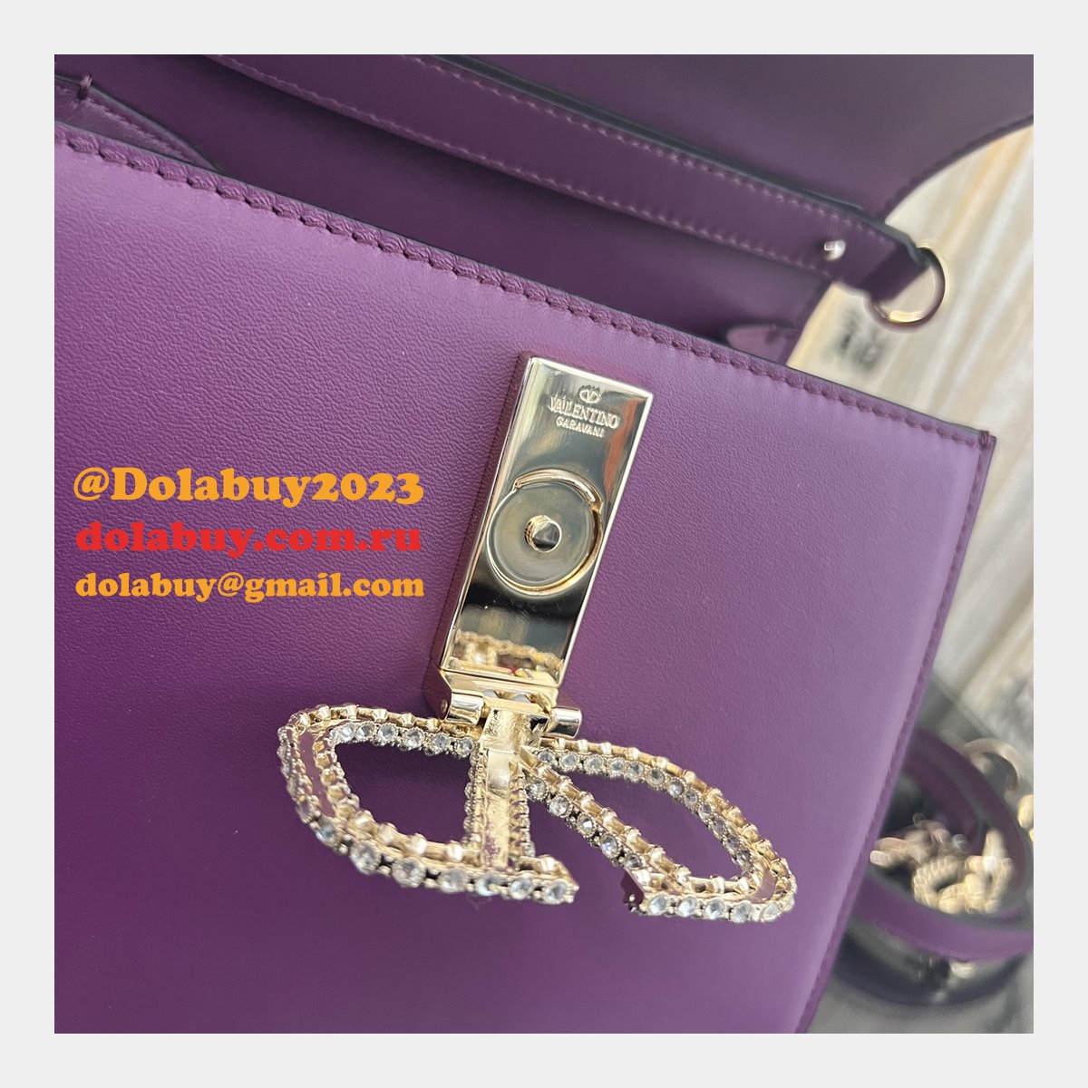 Top Quality Valentino VSLING Small Calf Handbag 2082