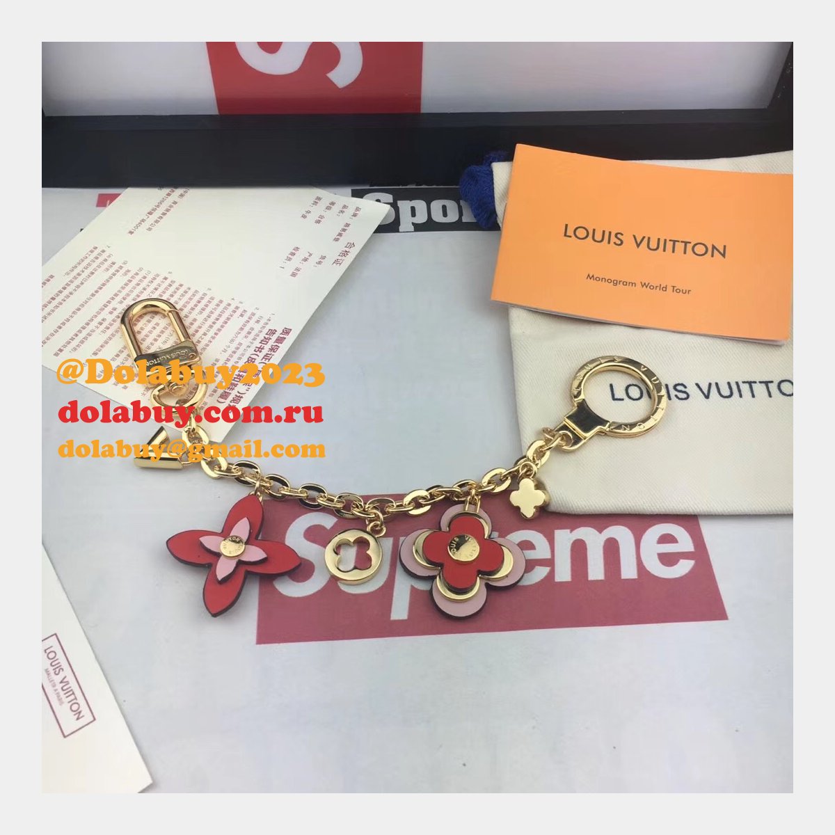 Louis Vuitton M63086 Blooming Flowers Chain Bag Charm and Key