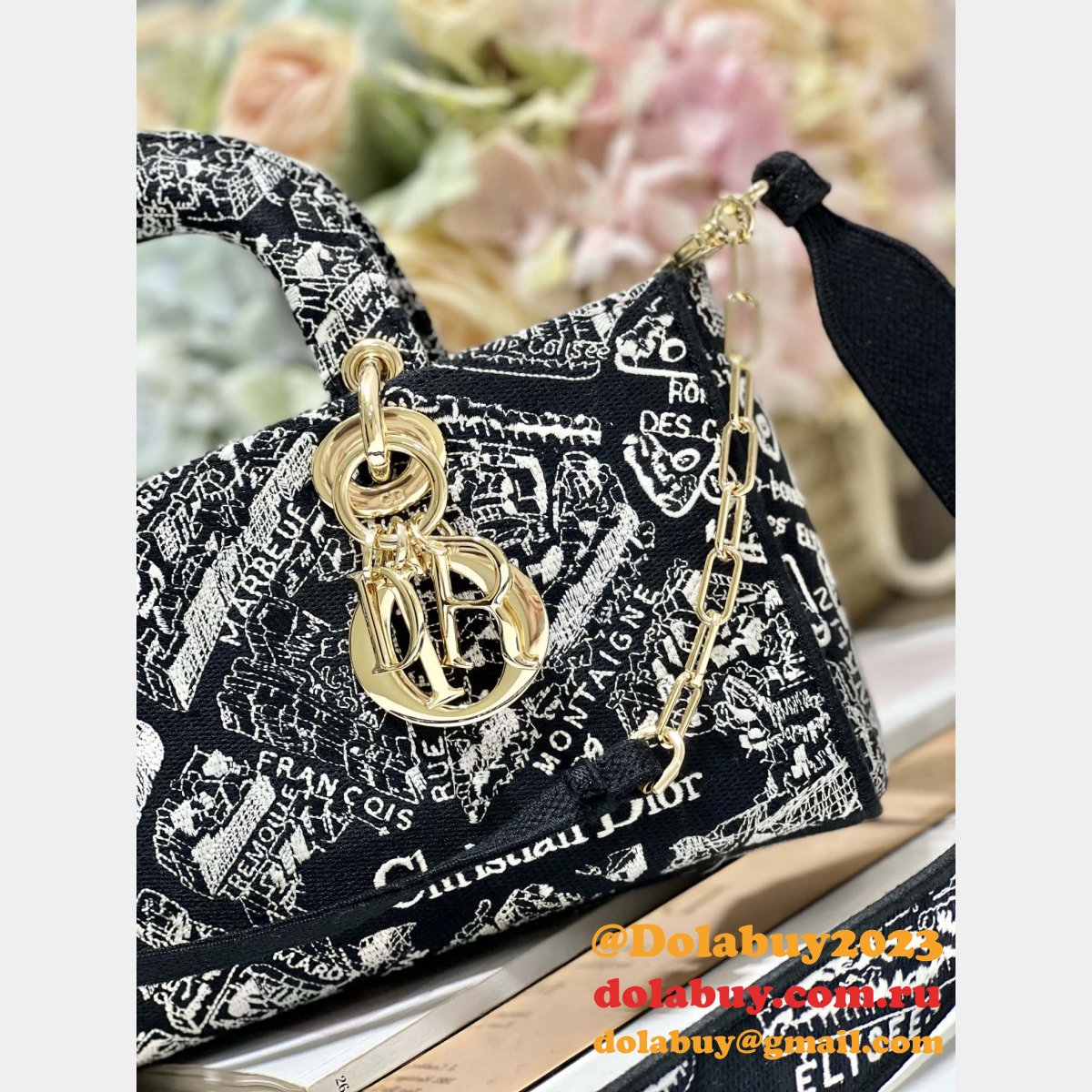 Quality AAA Christian Dior Lady Dior 26cm Replica Bag