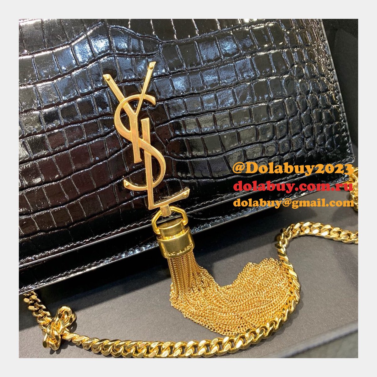 Replicas YSL Monogram chain wallet black 19cm grain de poudre