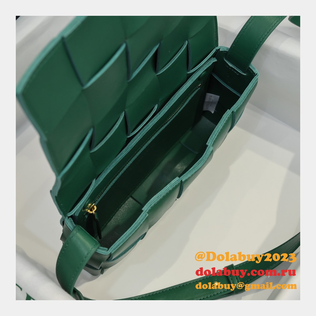 Top Quality Bottega Veneta Cassette Lambskin Crossbody Bag