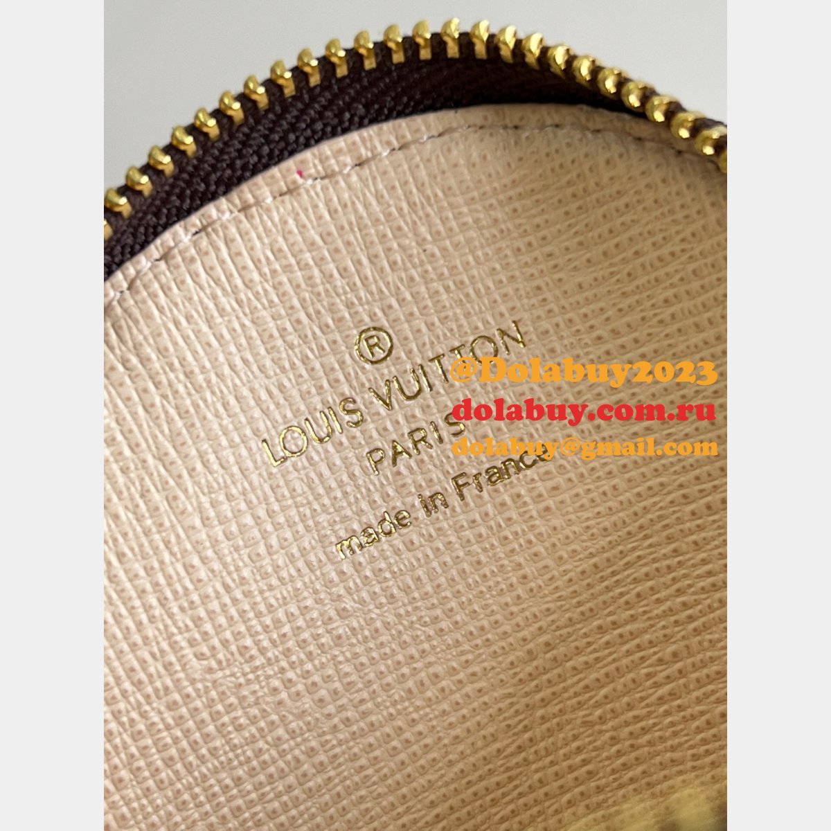 2022 Best High Quality Louis Vuitton Toiletry Pouch M47542 Replica bags