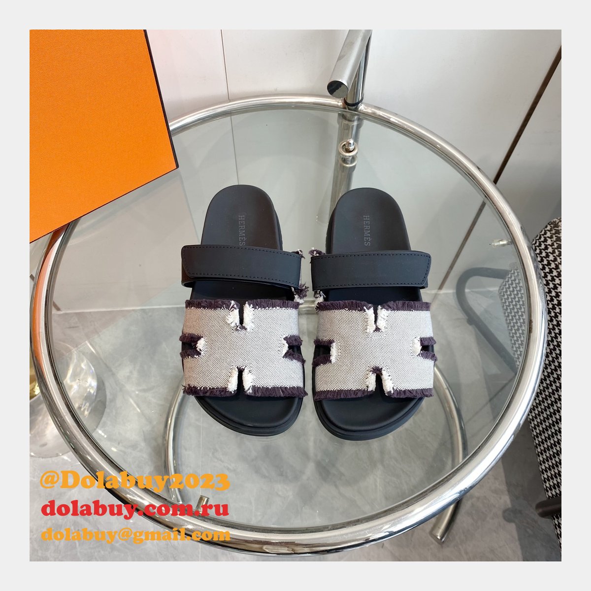 7 Star hermes Chypre couple sandal