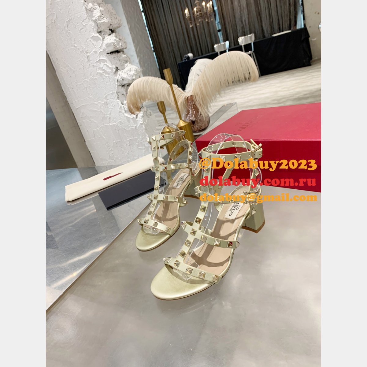 Replica valentino ROCKSTUD CALFSKIN ANKLE STRAP SANDAL